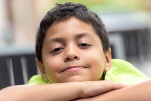 After the summer season, we get lots of questions about white patches appearing on kids’ cheeks. In most cases, they’re what’s called pityriasis alba.